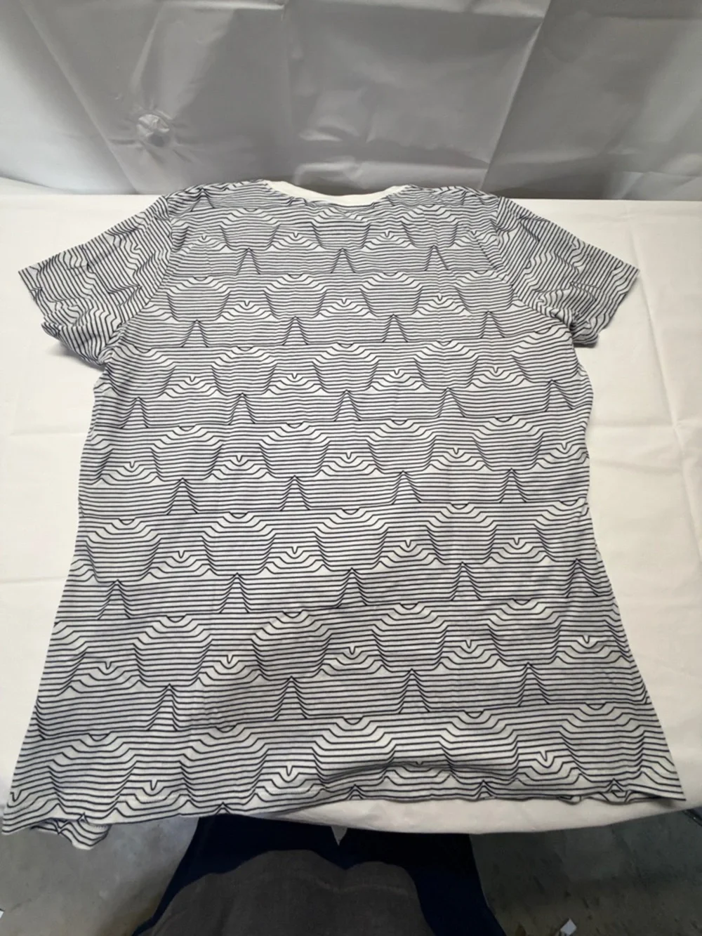 Nike White Black Striped 'USA' Short‎ Sleeve Tee